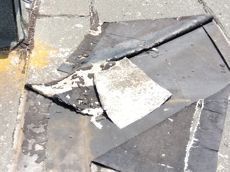 防水シートのジョイントのはがれ